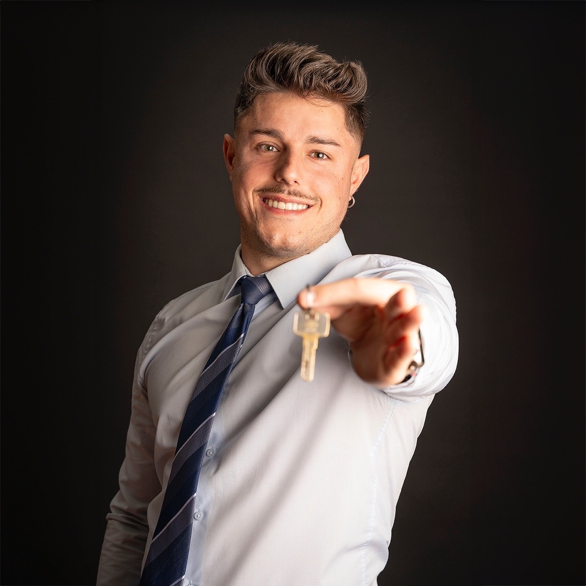Víctor Rodríguez, agente inmobiliario de CIMA Inmobiliaria